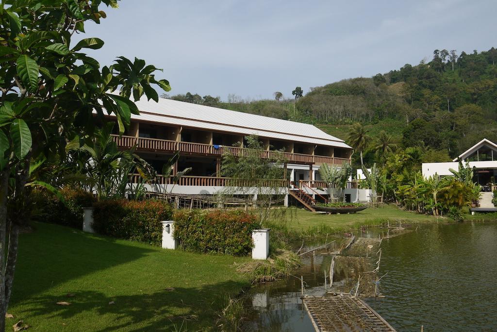 Casa Sakoo Resort Plage de Naithon Extérieur photo